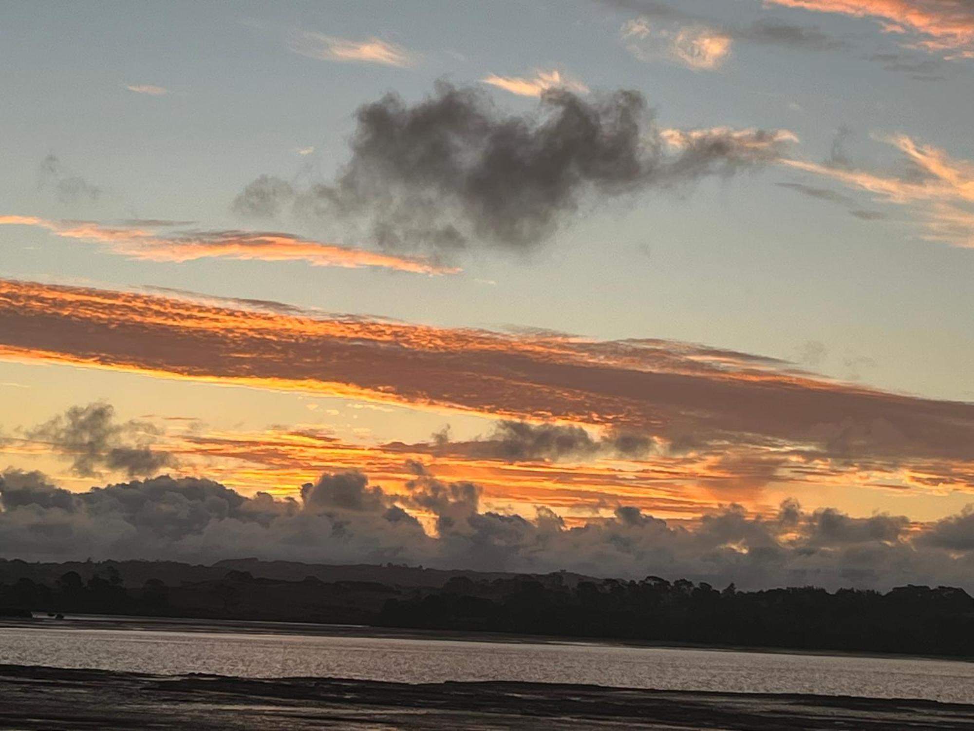 Absolute Waterfront Serenity Near Auckland Clarks Beach Экстерьер фото